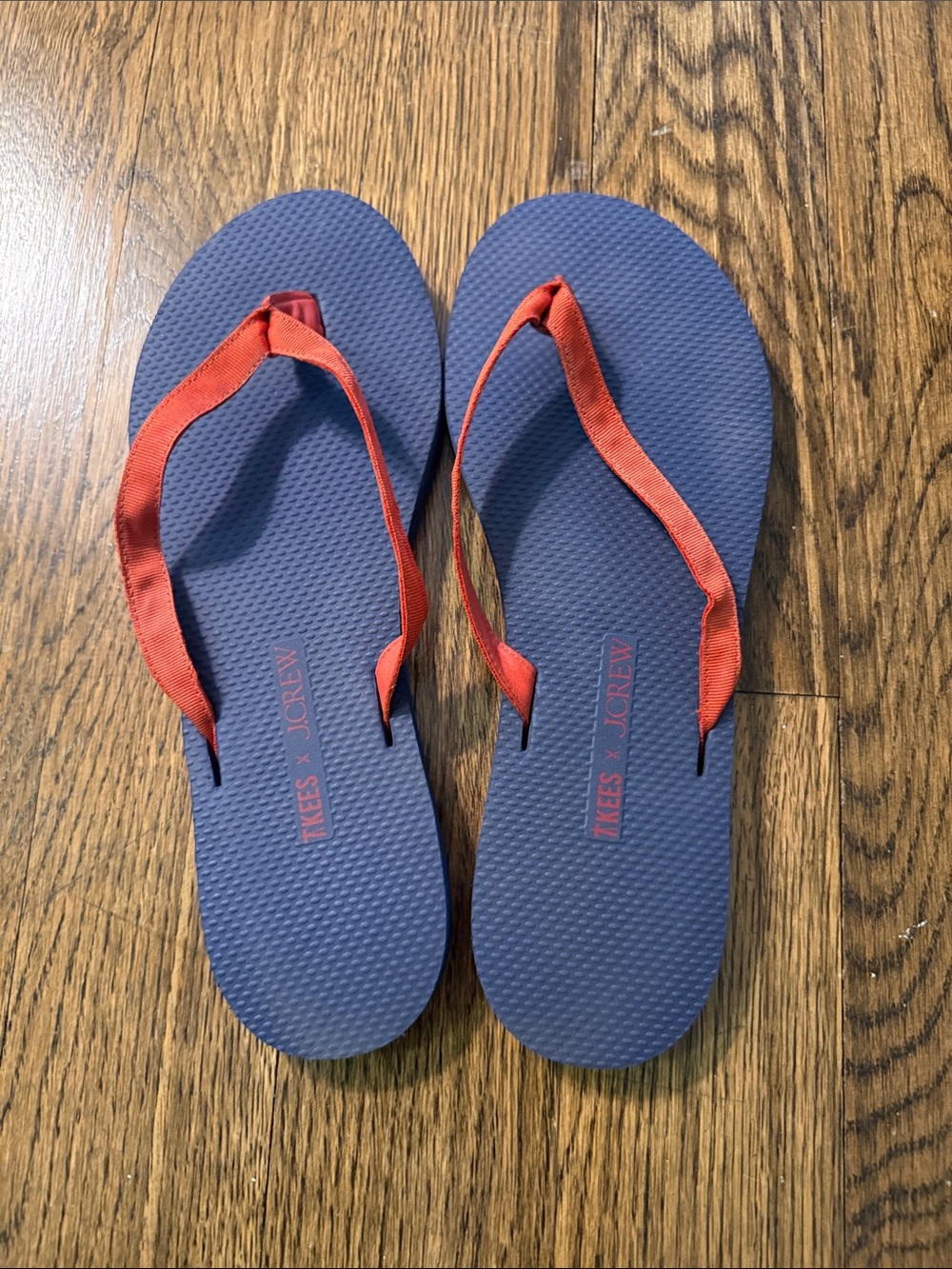 Tkees x J crew Collab Unique Blue and Orange Flip Flops Size 10